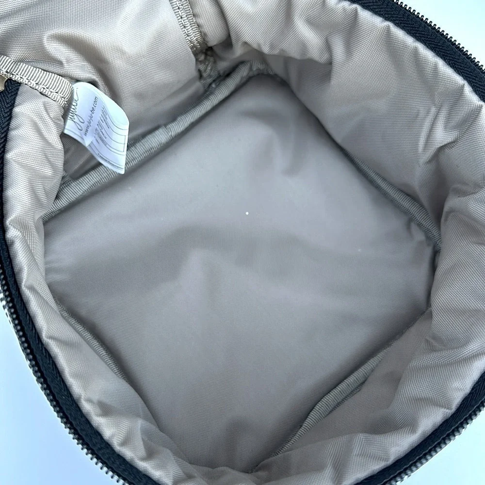 Jujube breastmilk mini cooler bag on the go geo pattern black and white